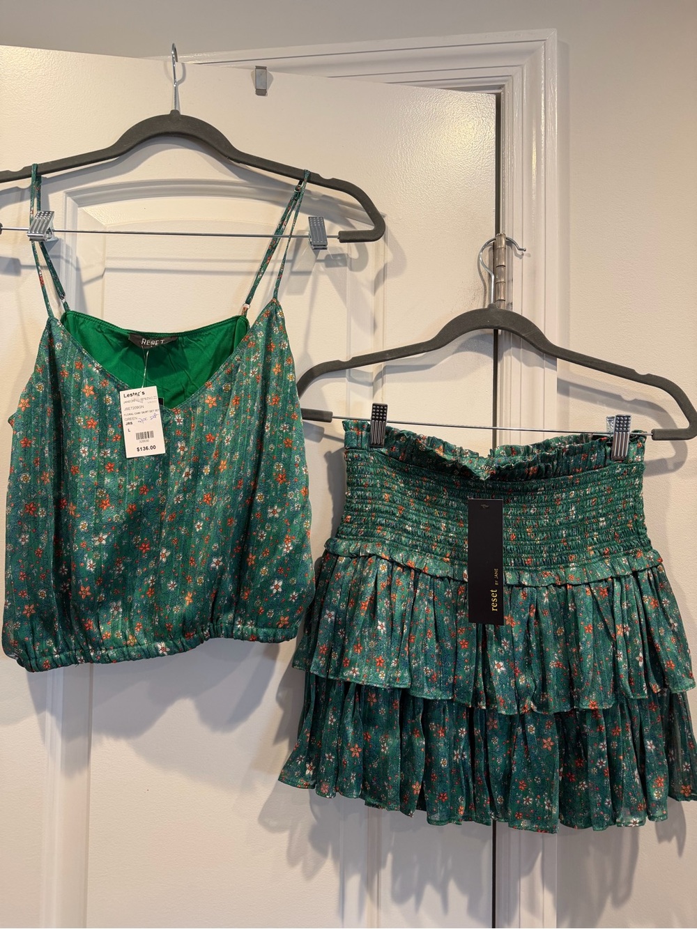 Reset  Floral Tiered Mini Skirt and Top Set Junior Size Large